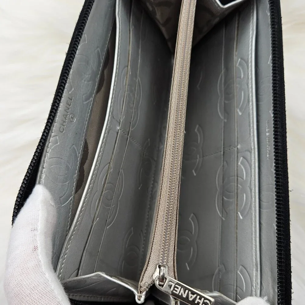 Chanel  Black Quilted Leather Cambon Ligne Zippy Organizer Wallet - Picture 10 of 17